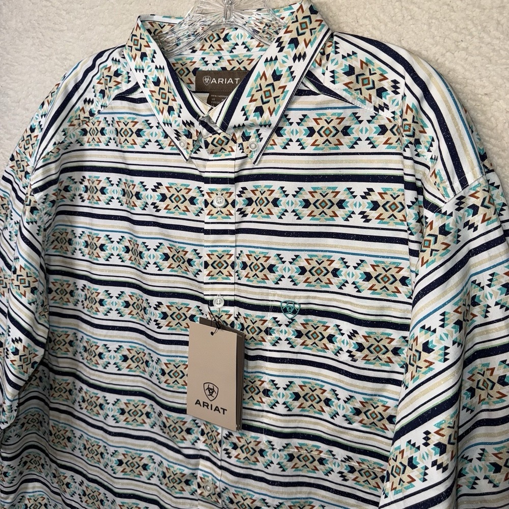 Ariat- AZTEC Southwestern Print Long Sleeve BUTTON DOWN Shirt  MENS XL NWT